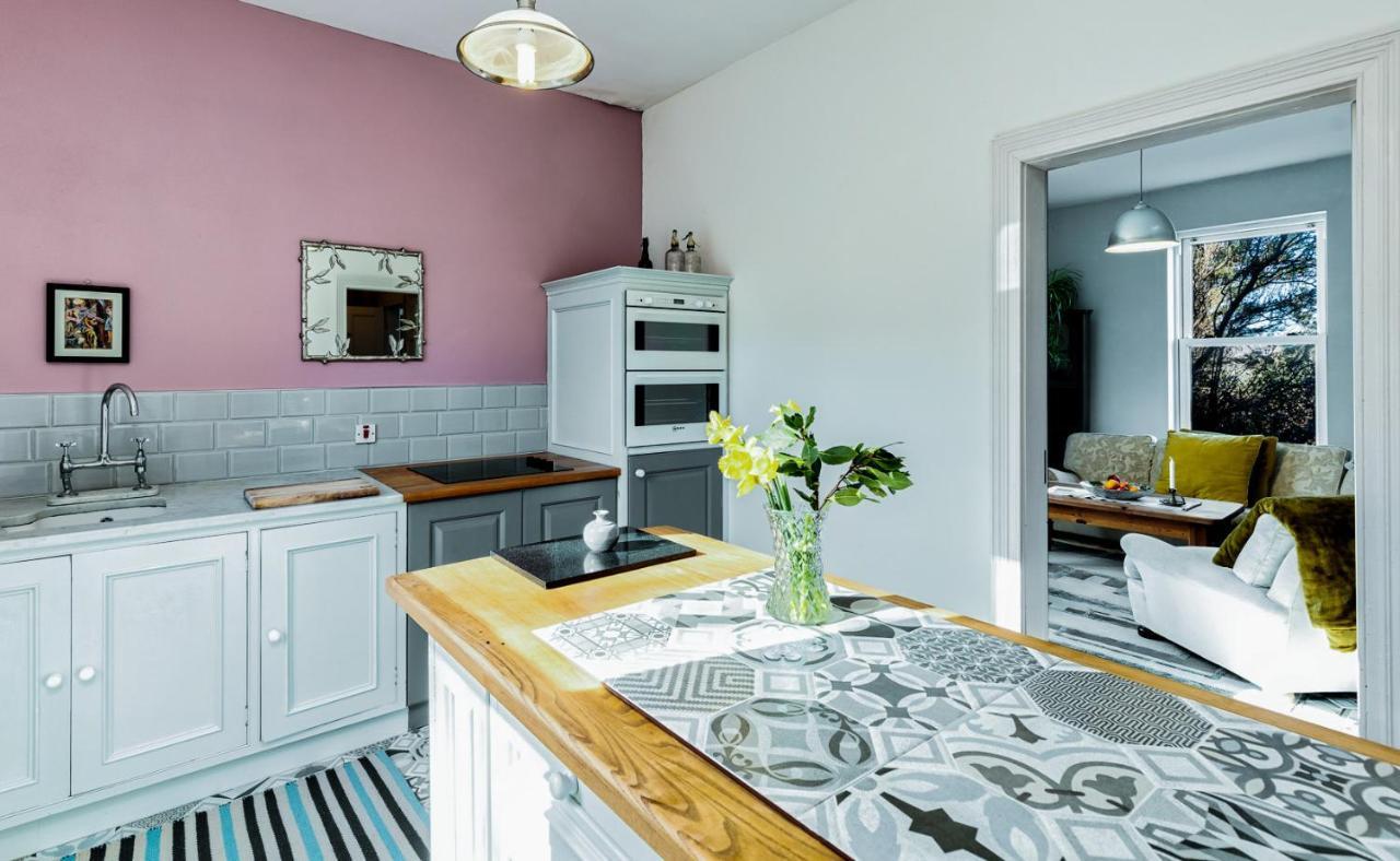 Granville House Apartments And Garden Suites Ballyferriter Eksteriør bilde