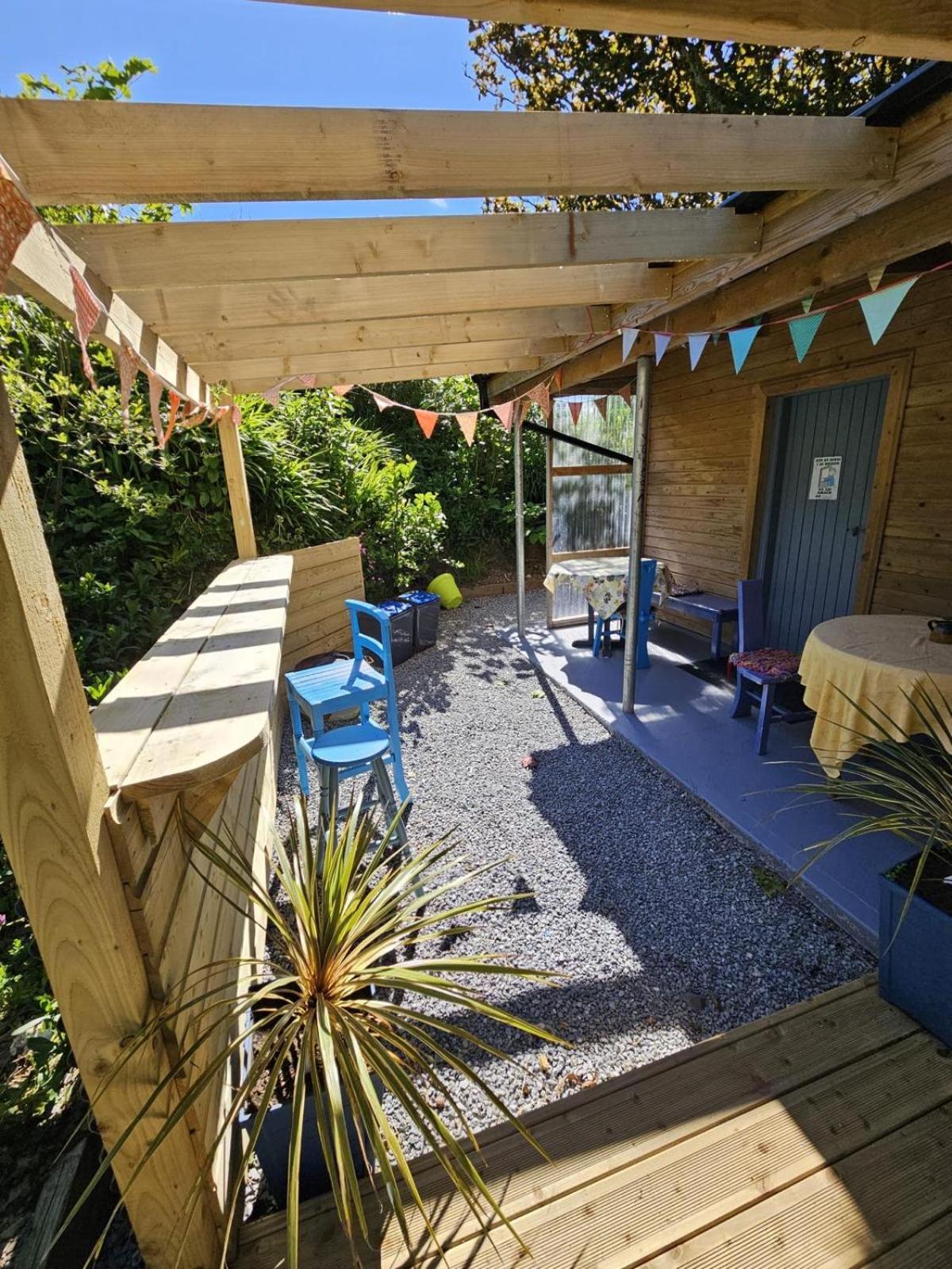 Granville House Apartments And Garden Suites Ballyferriter Eksteriør bilde