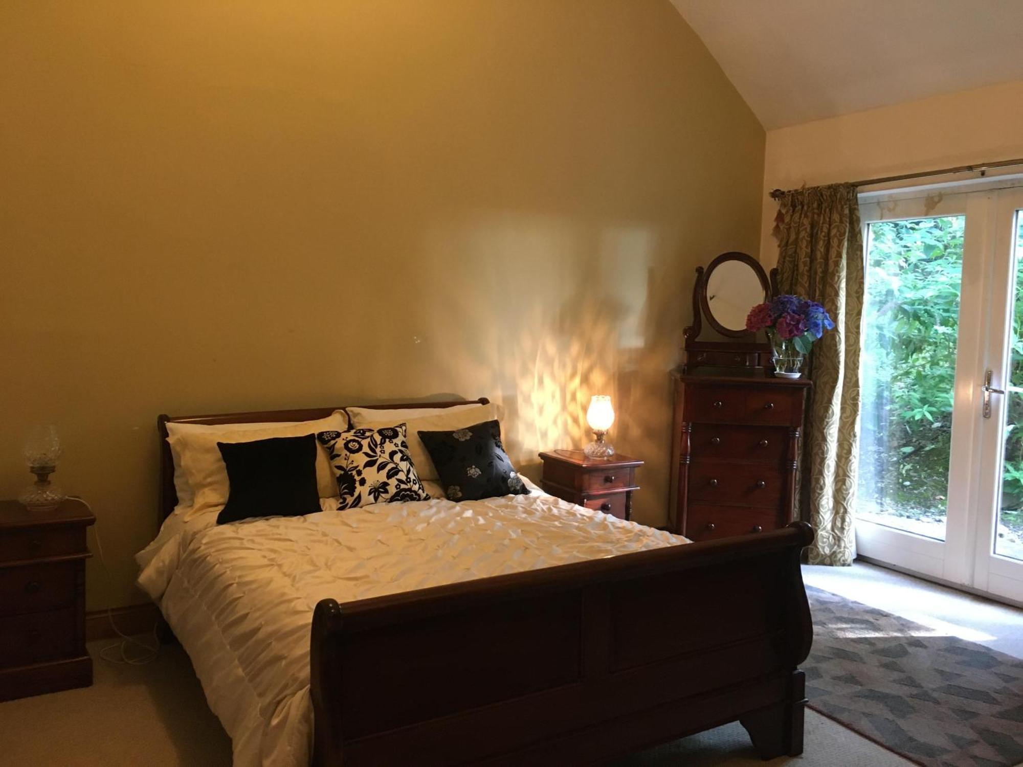 Granville House Apartments And Garden Suites Ballyferriter Eksteriør bilde