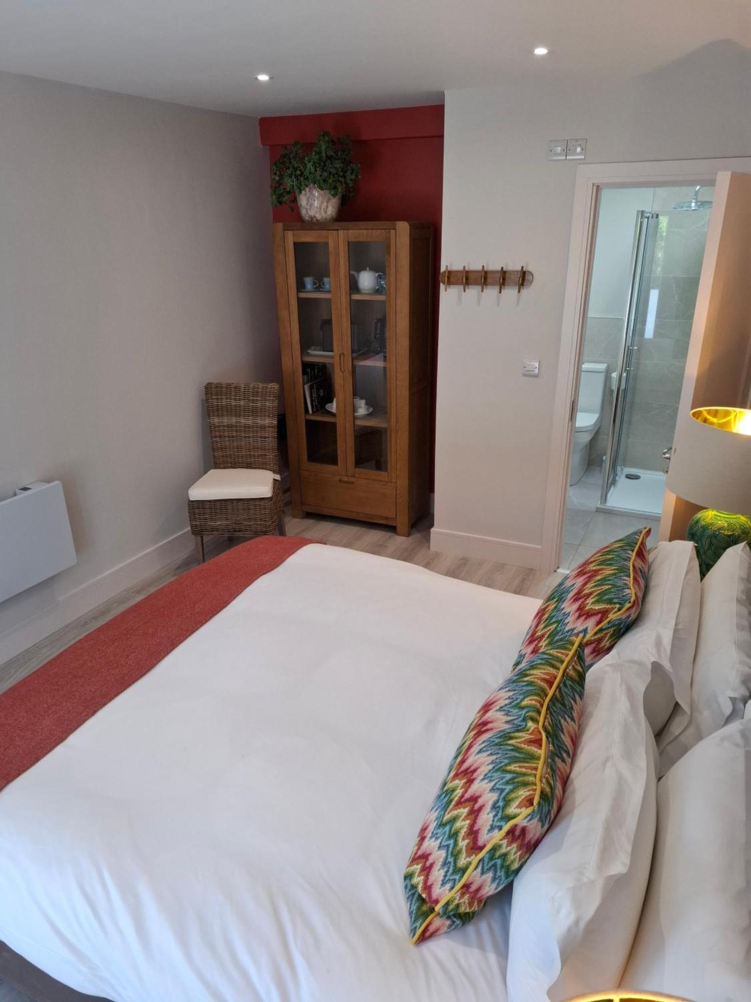 Granville House Apartments And Garden Suites Ballyferriter Eksteriør bilde